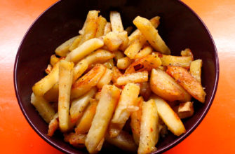 Картошка, жареная в мультиварке