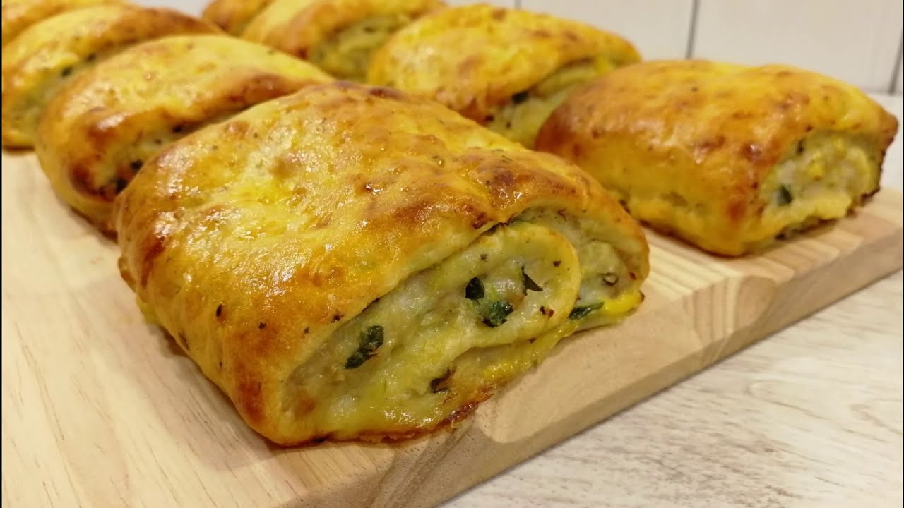 Рулетики из теста с фаршем и картофелем