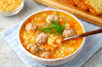 Суп с булгуром и фрикадельками