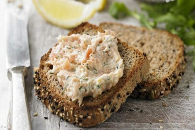 Паштет из сельди с творогом, маслом и орехами, рецепт с фото и видео