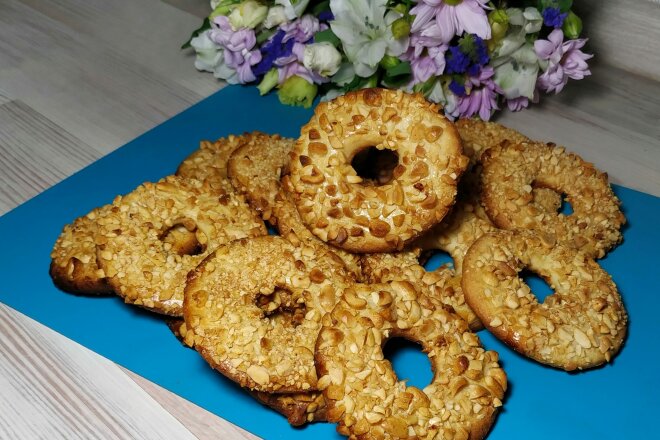 Песочные кольца с орехами, рецепт с фото и видео