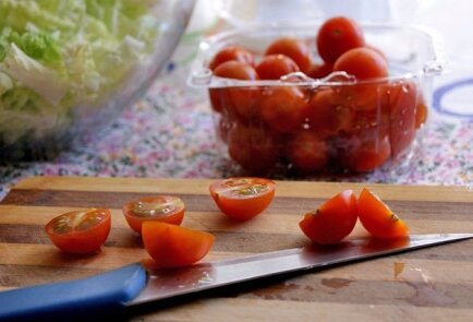 Цезарь с чесночным соусом по-русски, рецепт с фото пошагово