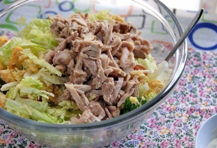 Цезарь с чесночным соусом по-русски, рецепт с фото пошагово