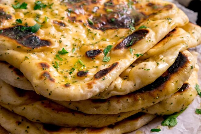 Индийские чесночные лепешки Garlic naan, рецепт с фото