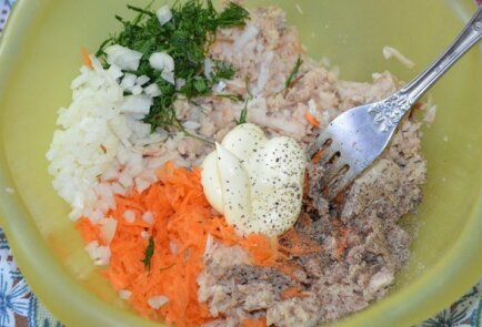 Рыбная закуска с яблоком на помидорах, рецепт с фото пошагово