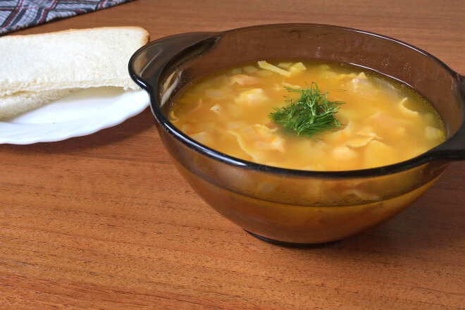 Гороховый суп с копченой грудинкой в мультиварке, рецепт с фото и видео